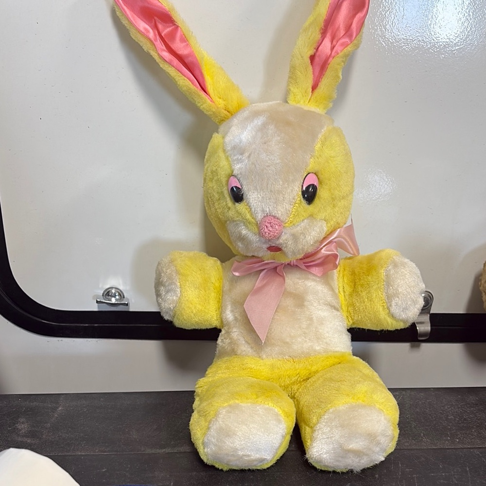 Vintage Yellow and Pink Plush Bunny 
Yy